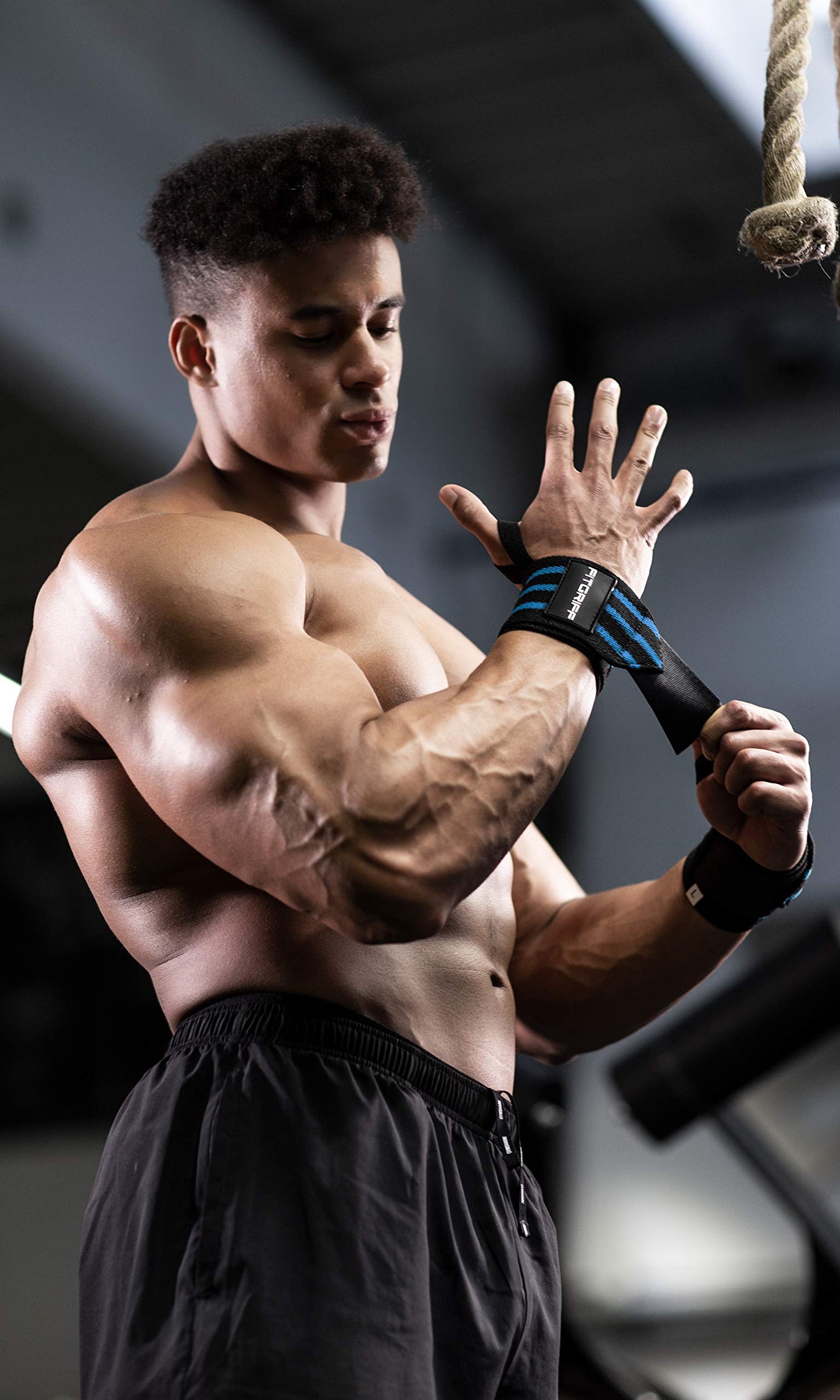 18" Wrist Wraps for Weightlifting, Heavy-Duty Support for Gym, Bench Press, and Pushups, Pair for Men and Women, Black/Blue