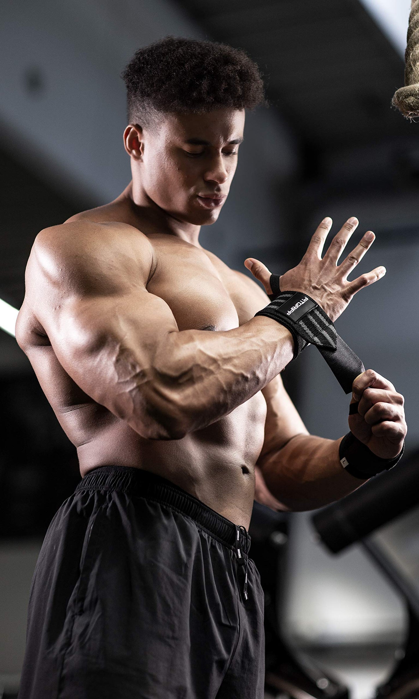 18" Wrist Wraps for Weightlifting, Heavy-Duty Support for Gym, Bench Press, and Pushups, Pair for Men and Women, Black/Grey