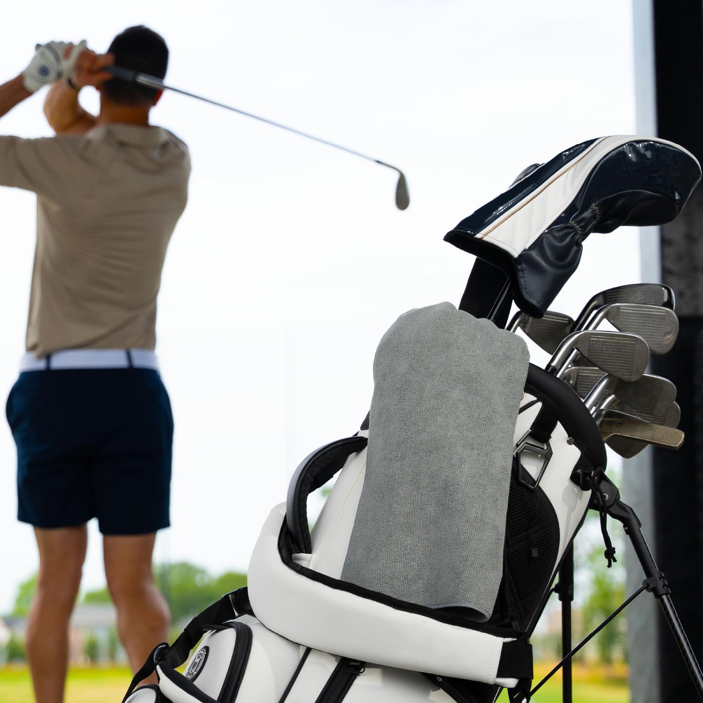 S&T INC. Microfiber Gym Towels (3 Pack) – 16"x27" Soft, Quick-Dry & Absorbent Towels for Gym, Yoga, Fitness, and Home Use