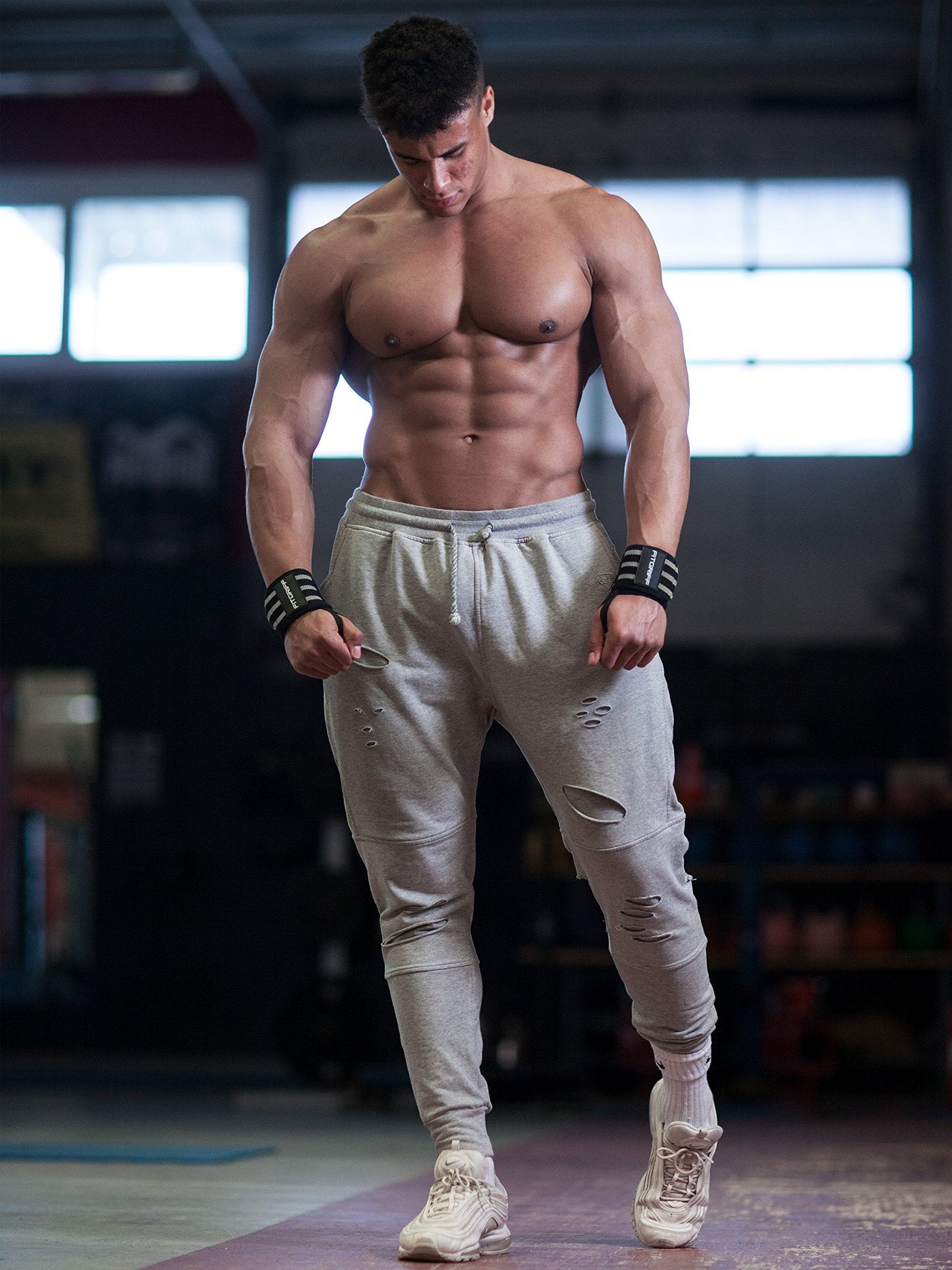 18" Wrist Wraps for Weightlifting, Heavy-Duty Support for Gym, Bench Press, and Pushups, Pair for Men and Women, Black/Grey